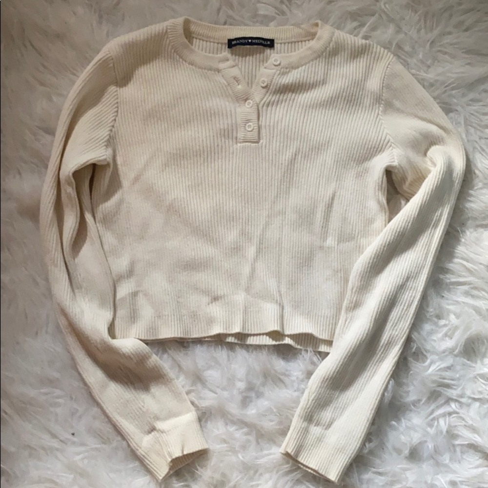 Brandy Melville offwhite crop long sleeve